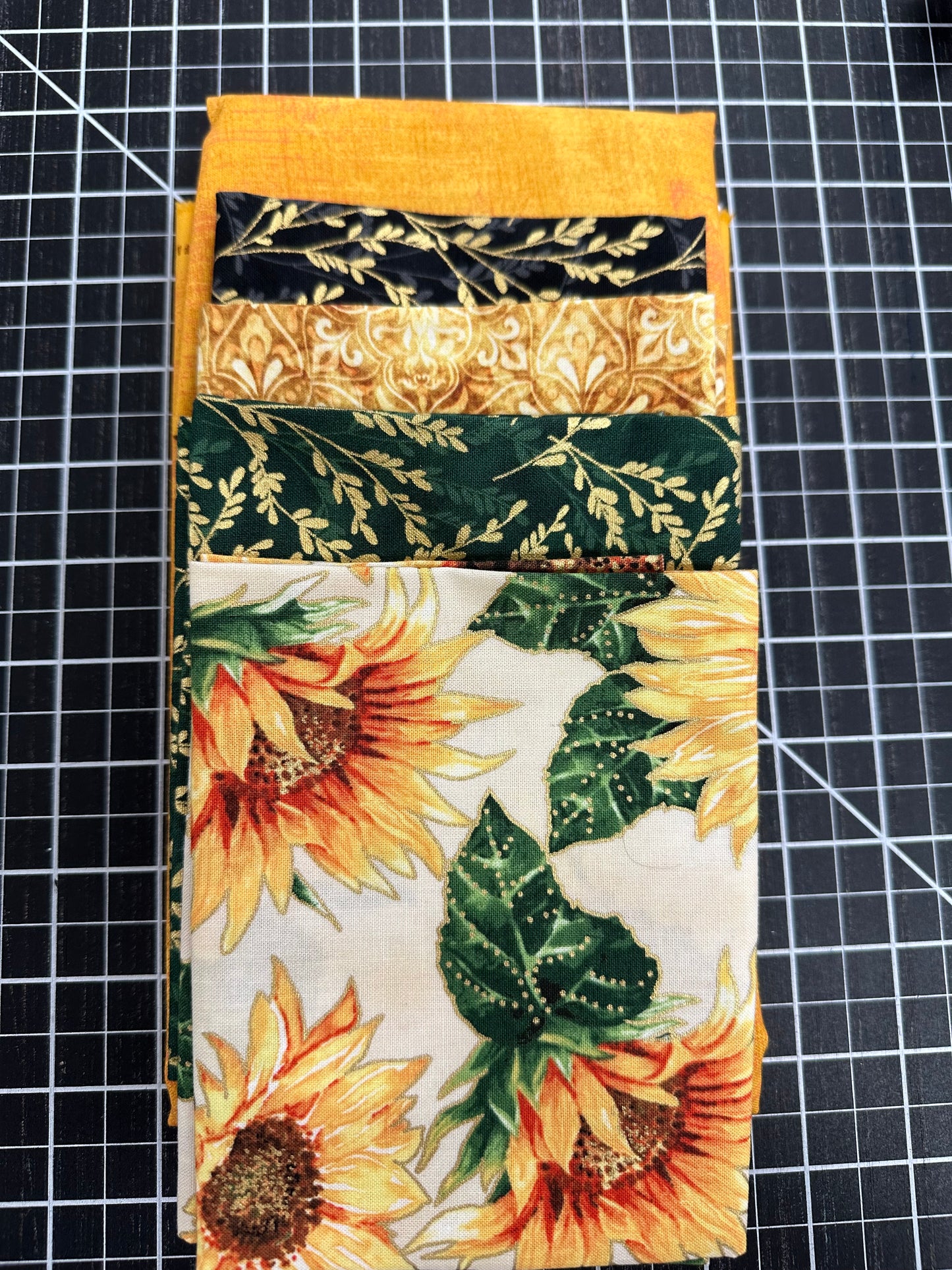 Aztec Table Runner Kit