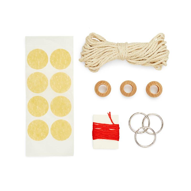 Crafters Macrame Keychain CR10 Kikkerland