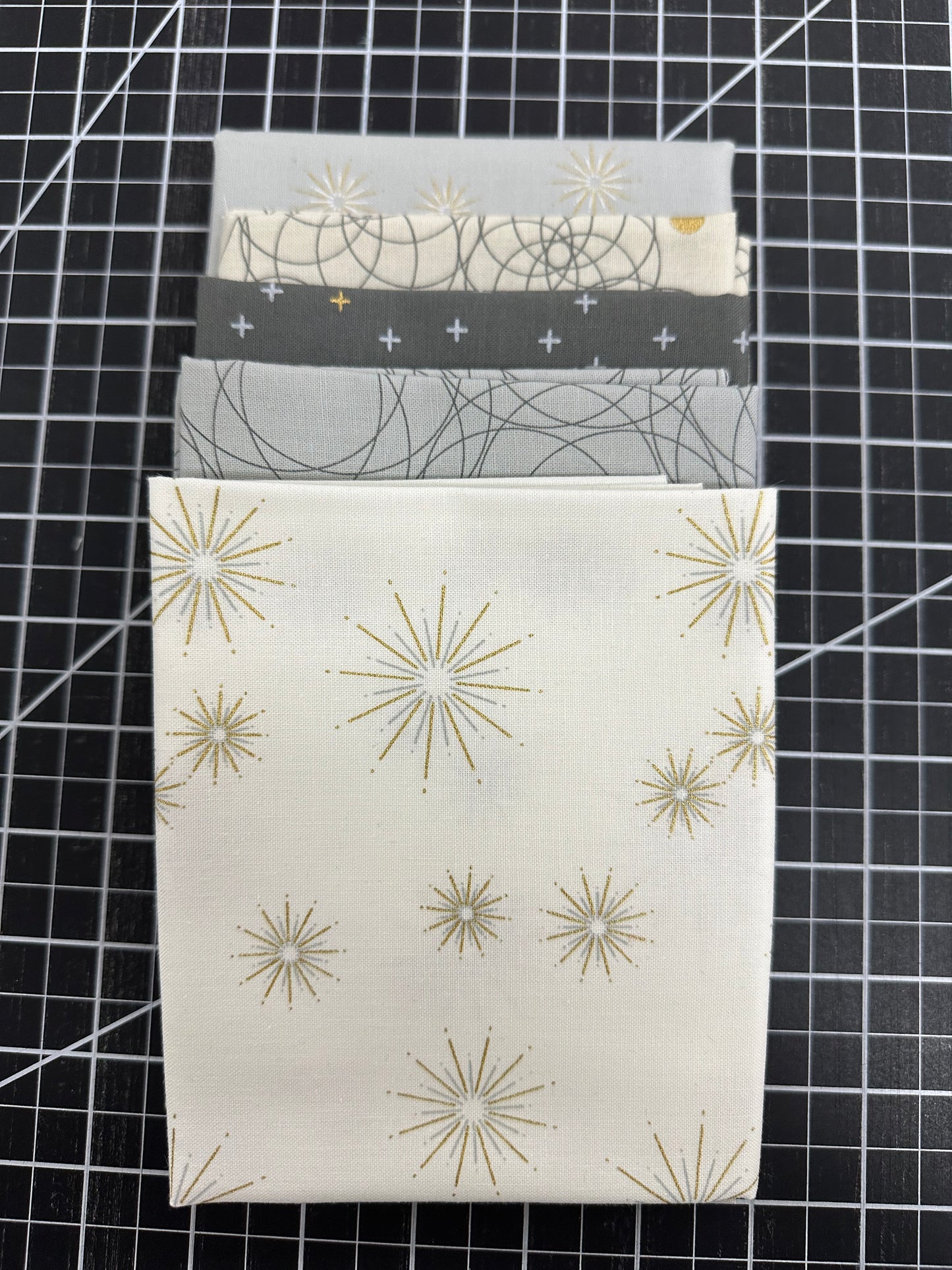 Aztec Table Runner Kit