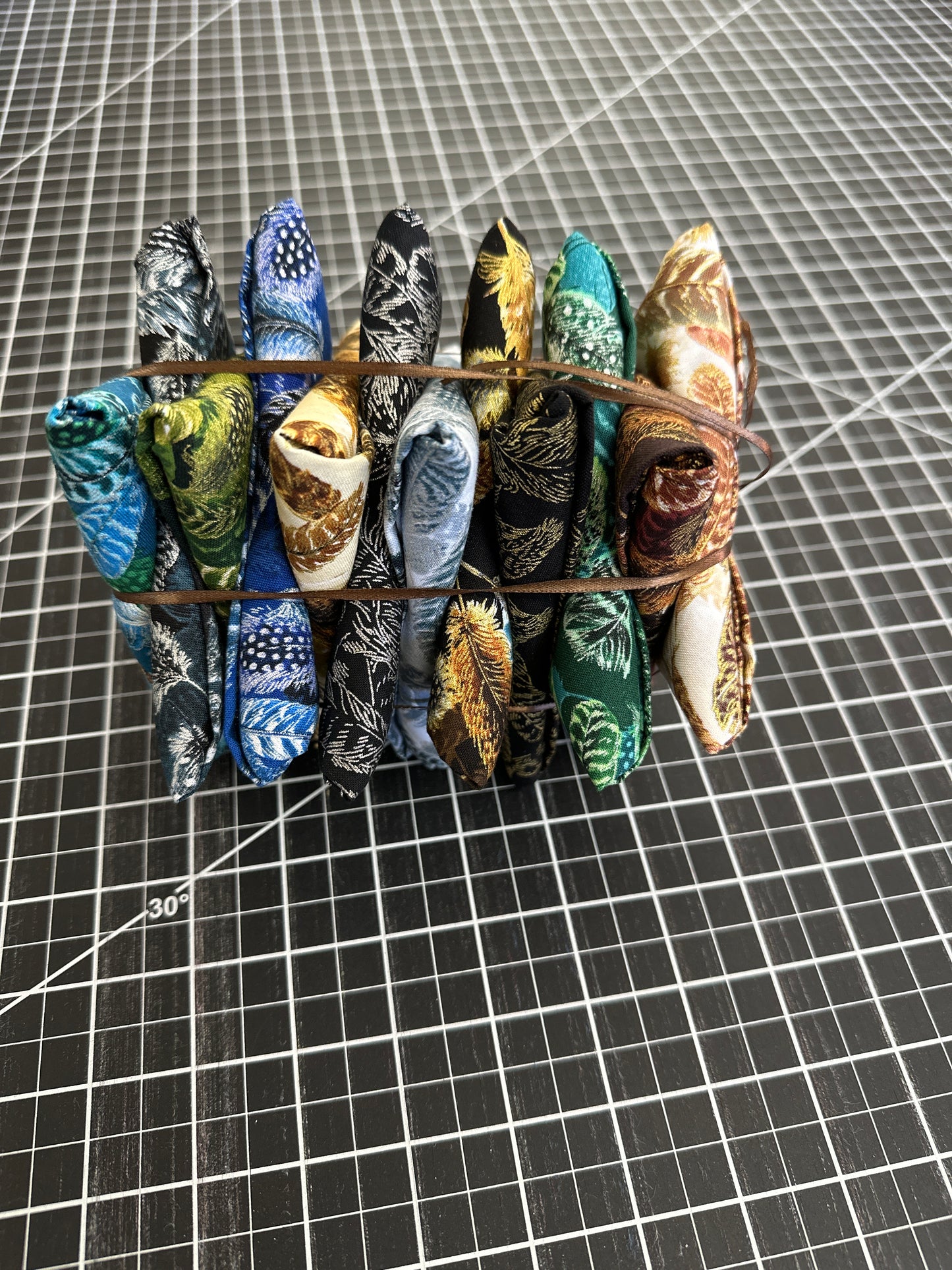 FQ-12-Gilded Feathers Bundle