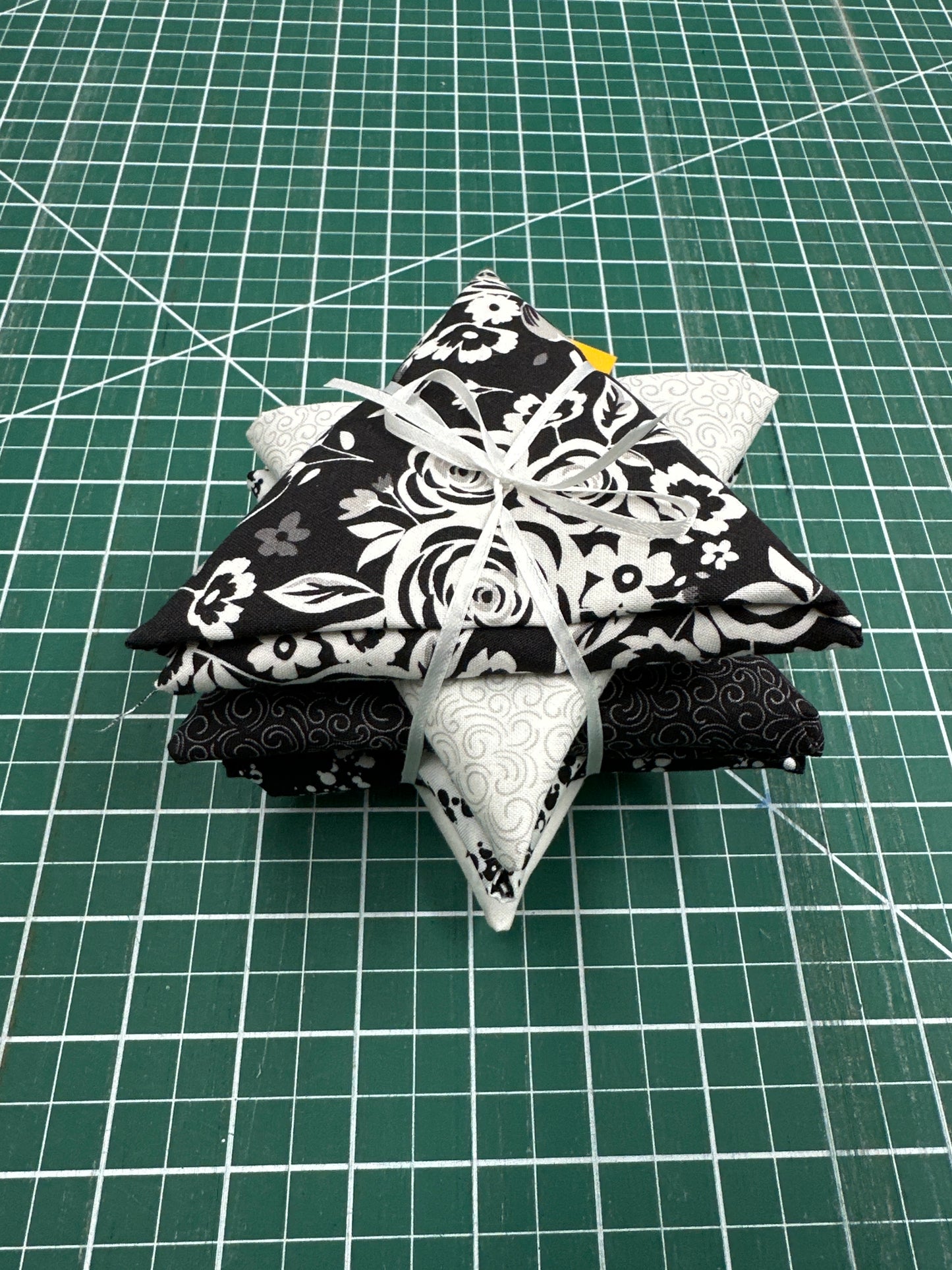 FQ-6-Black Tie Bundle