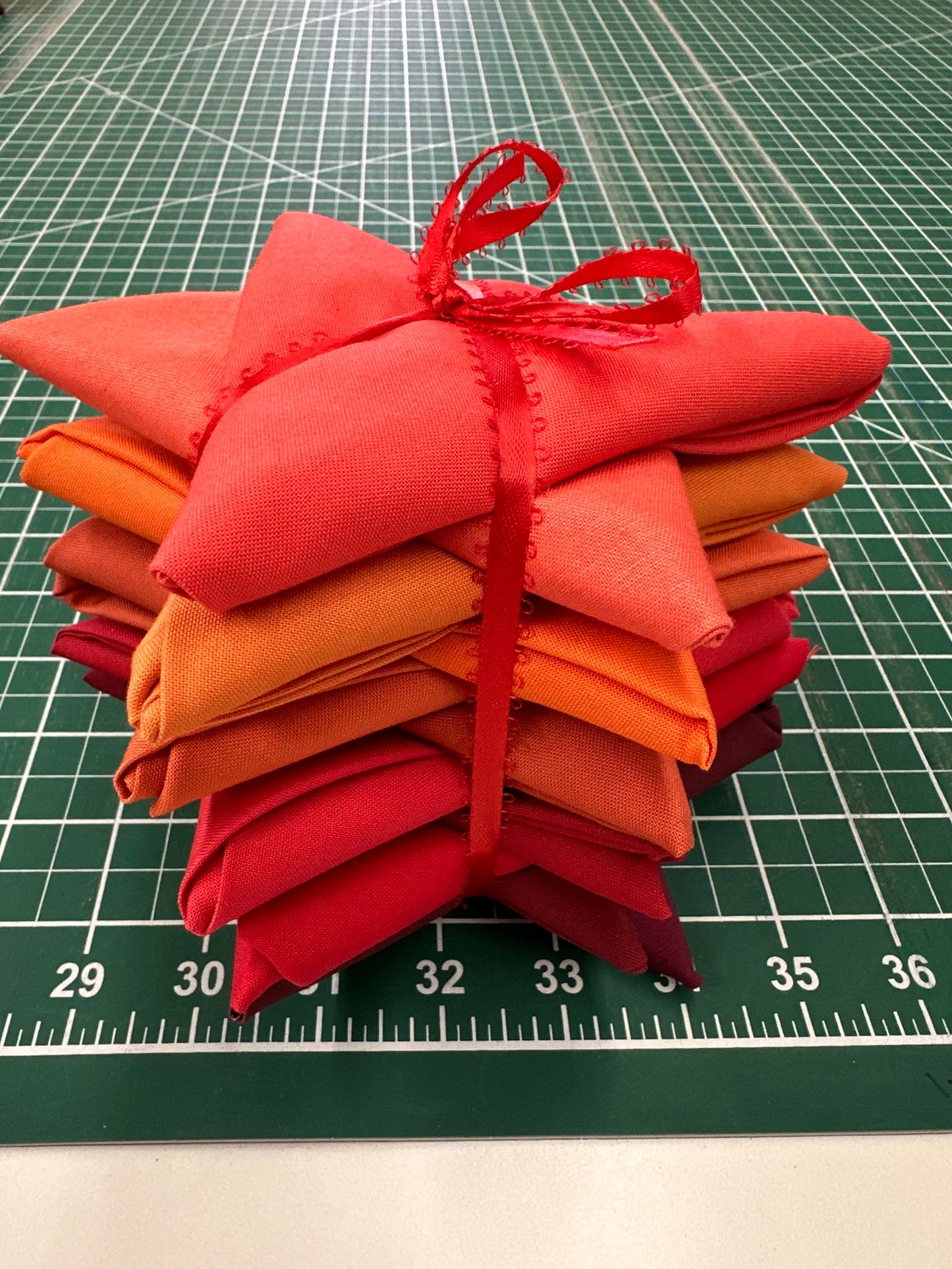 FQ-12-Confetti Cotton Bundle