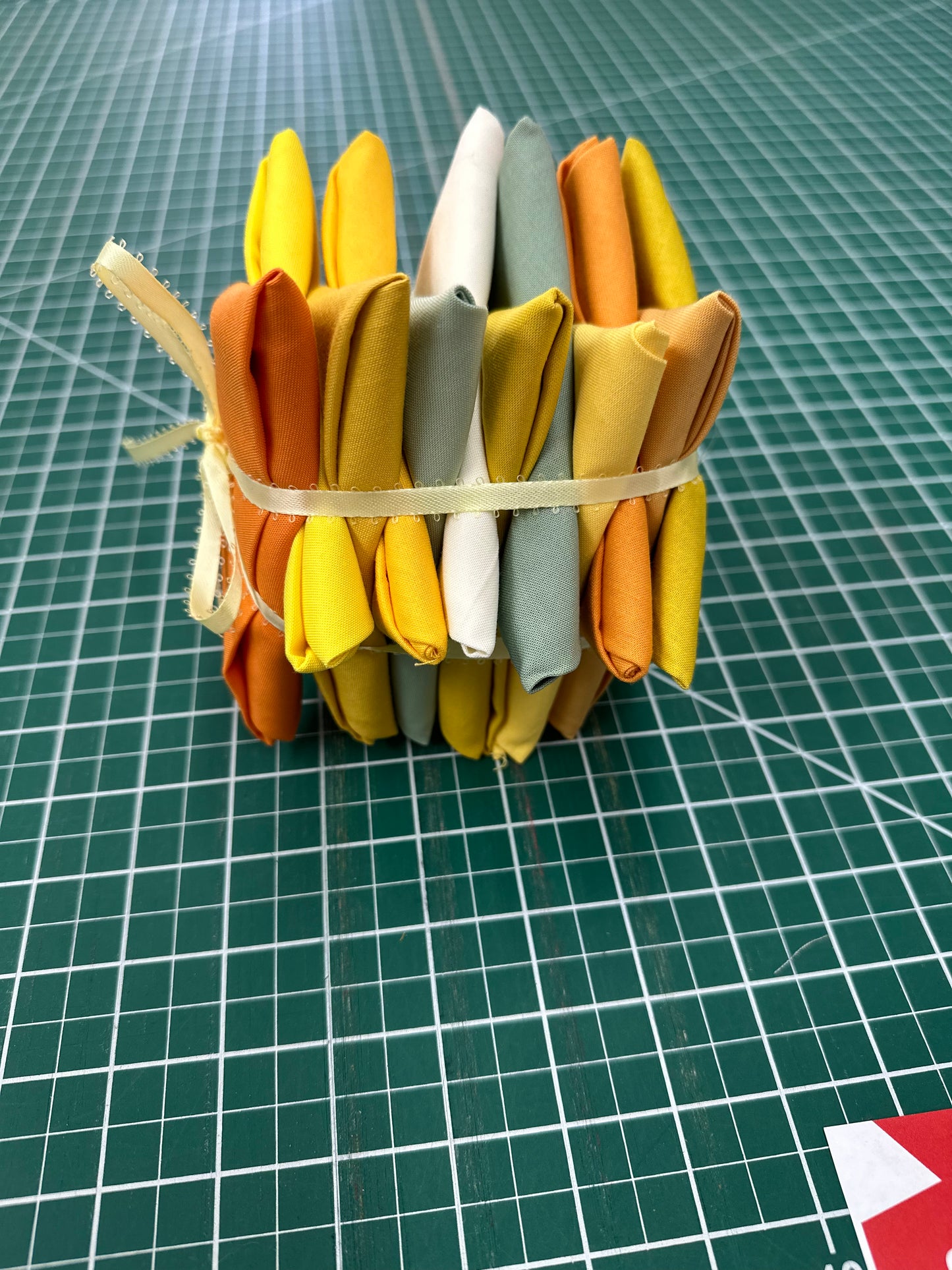 FQ-12-Confetti Cotton Bundle