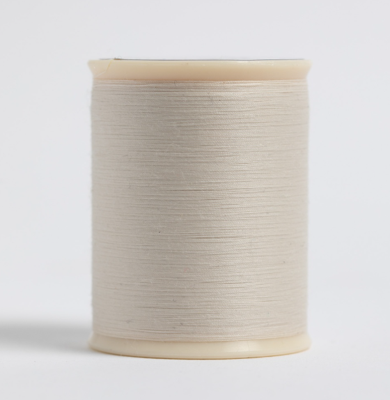 402 So Fine Polyester Thread 3-ply 50wt 550yds Pearl