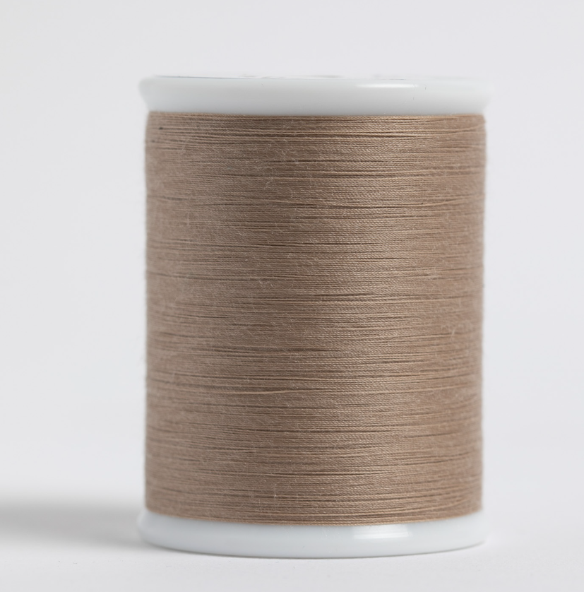 404 So Fine Polyester Thread 3-ply 50wt 550yds Mushroom
