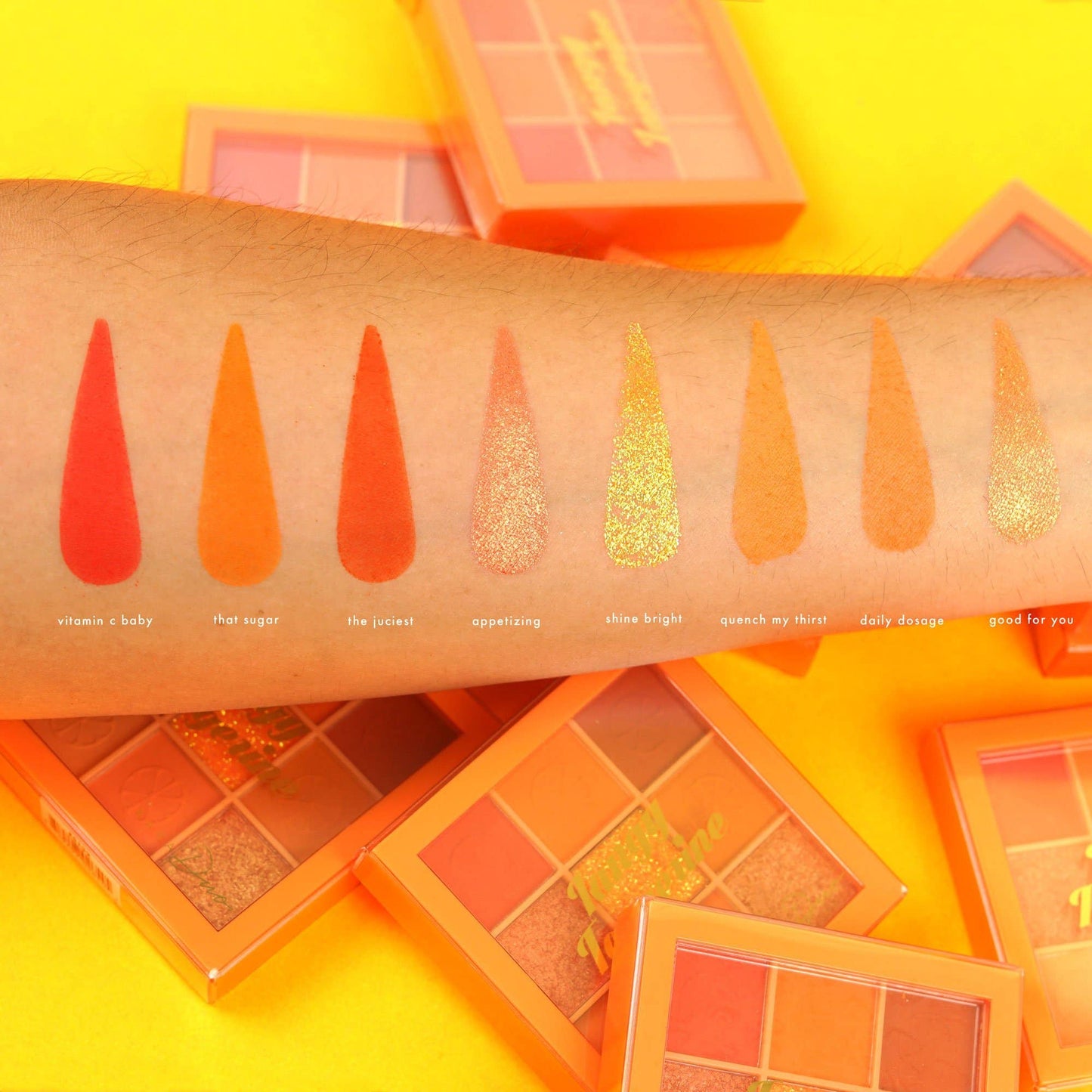 TANGY TANGERINE 9-Shade Scented Multi-Finish Beauty Palette