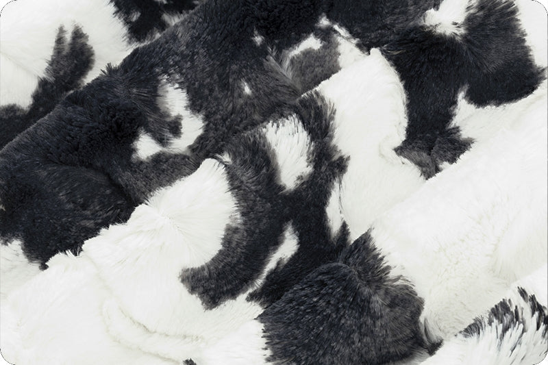 Minky Luxe Cuddle® Calf Bessie