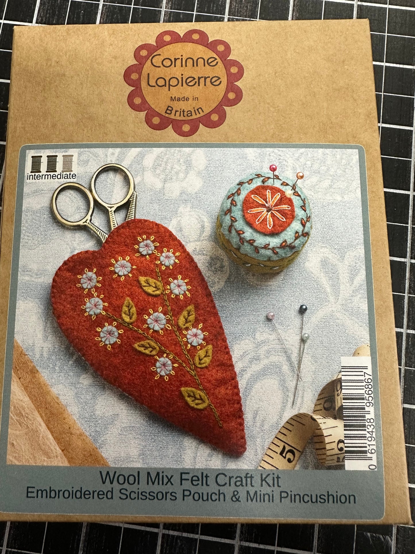 Corrine Lapierre Scisr pch Kit