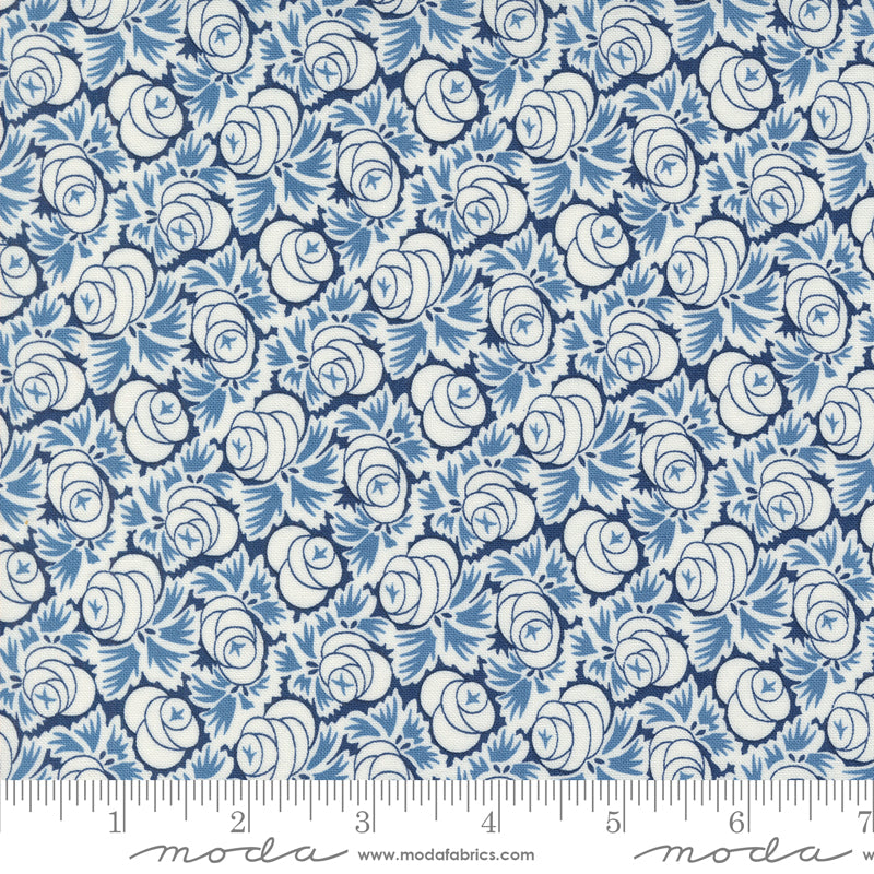 3-Yard-Curated-Bundle Cats & Roses