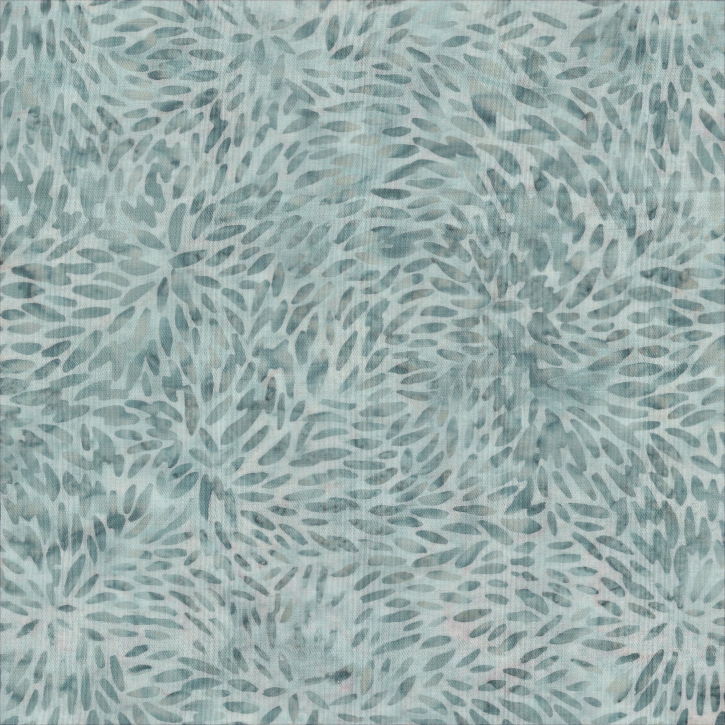 QE8: Charm - Tiny Leaves - 454Q-4 Mist - Batik