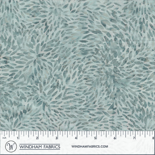 QE8: Charm - Tiny Leaves - 454Q-4 Mist - Batik