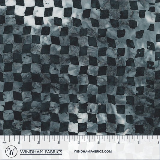 QE8: Charm - Checkerboard - 456Q-4 Chess - Batik