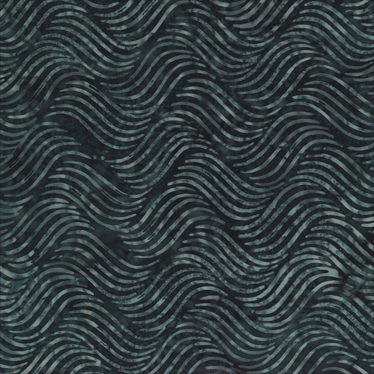 QE8: Charm - Waves - 457Q-6 Onyx - Batik
