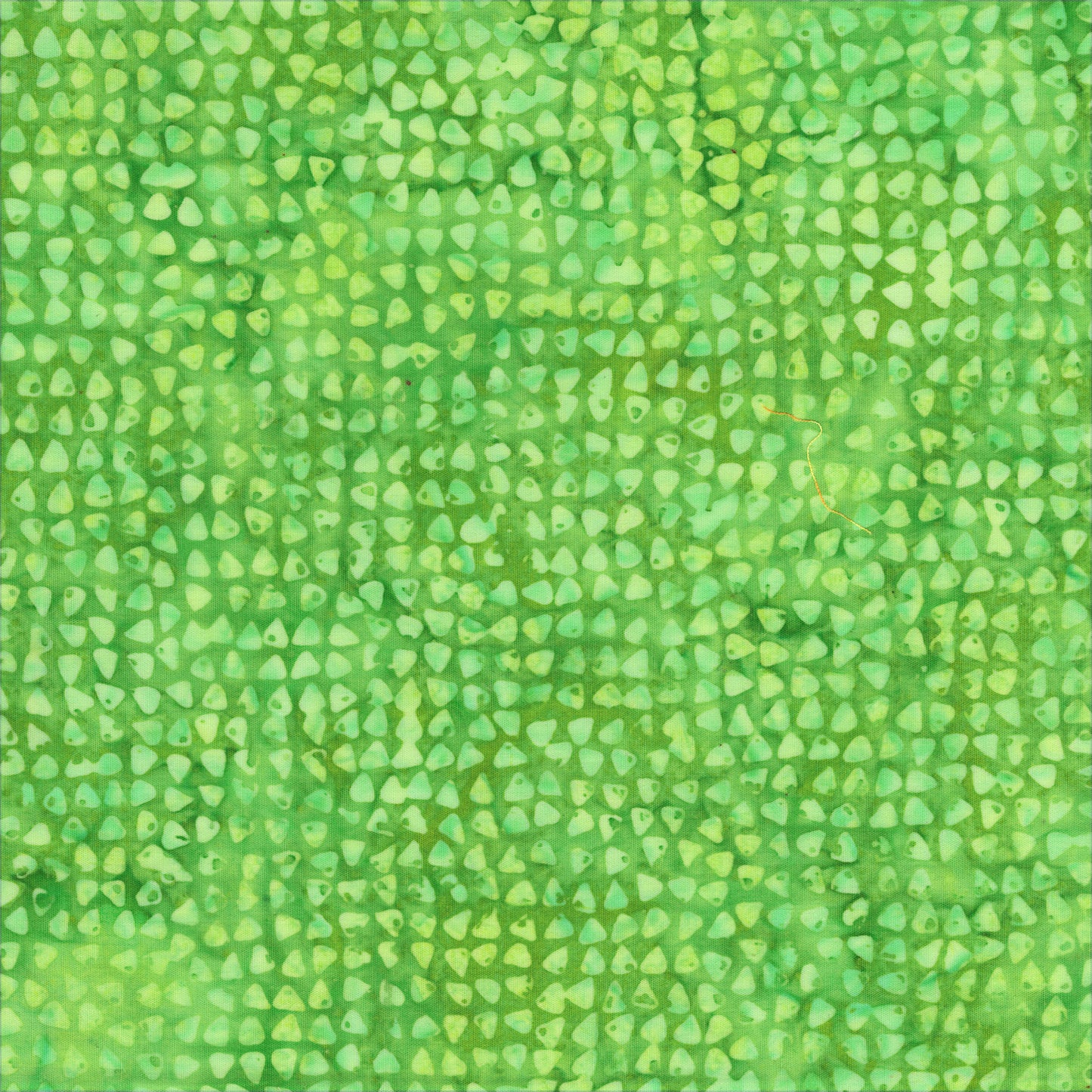 QE8: Charm - Pebbles - 459Q-1 Lime - Batik
