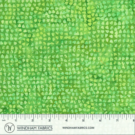 QE8: Charm - Pebbles - 459Q-1 Lime - Batik