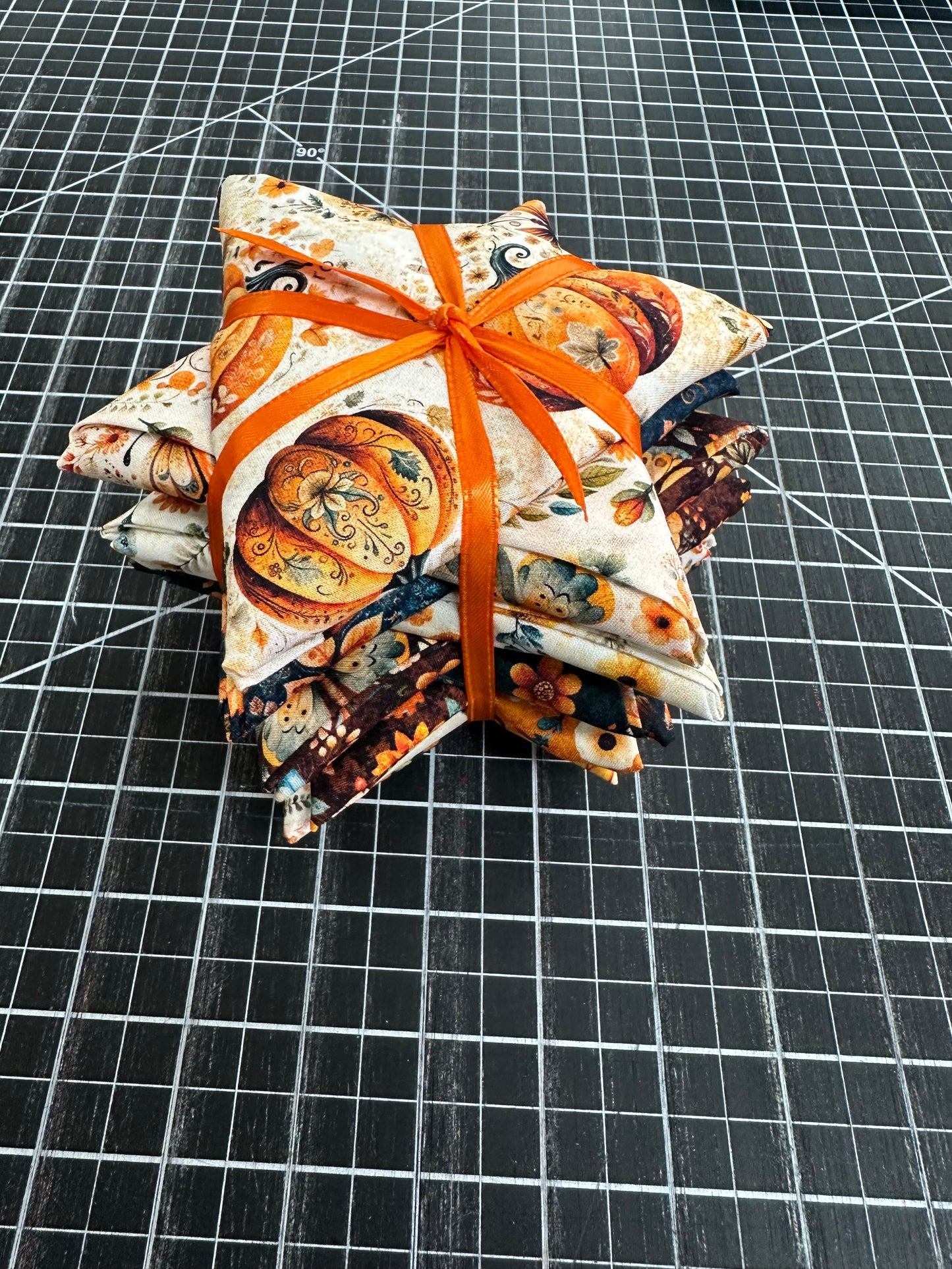FQ-11-Harvest Hollow Bundle Bundle