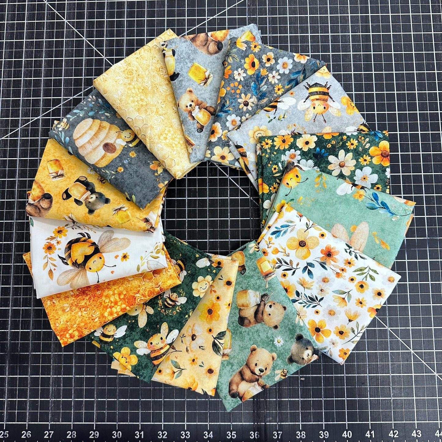 FQ - 14 - Buzz Buzz Buzz - Fat Quarter Bundle