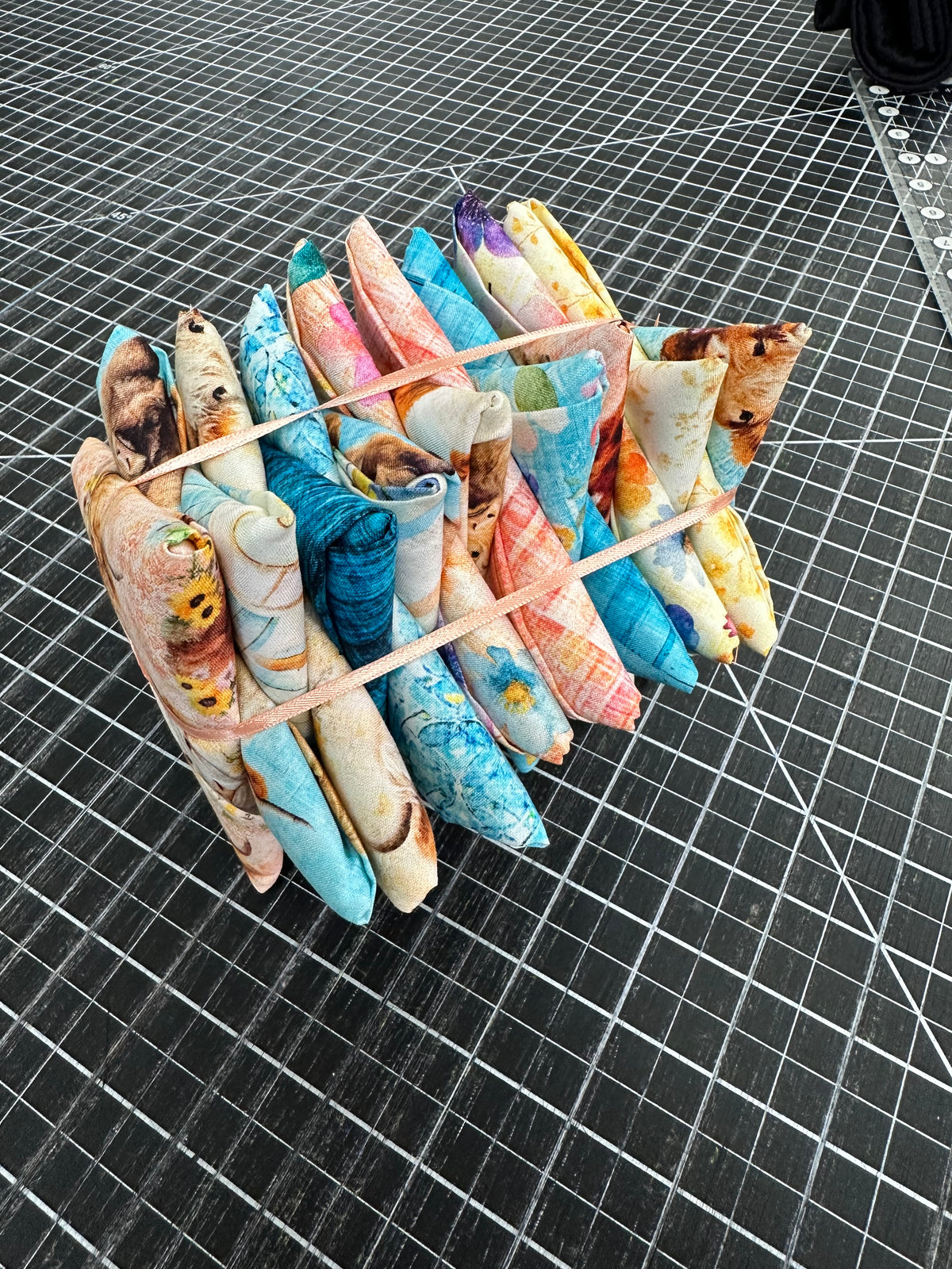 FQ-17 Udderly Adorable - Fat Quarter Bundle