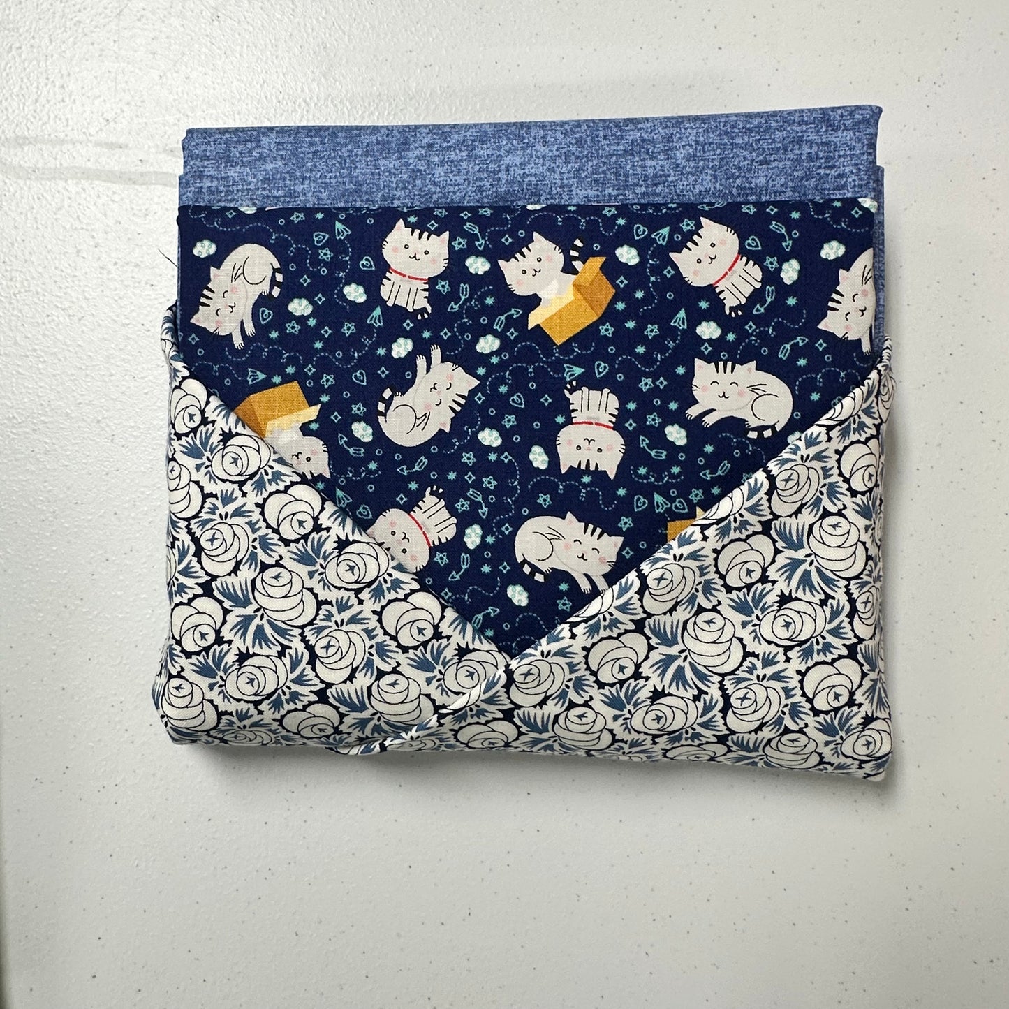 3-Yard-Curated-Bundle Cats & Roses