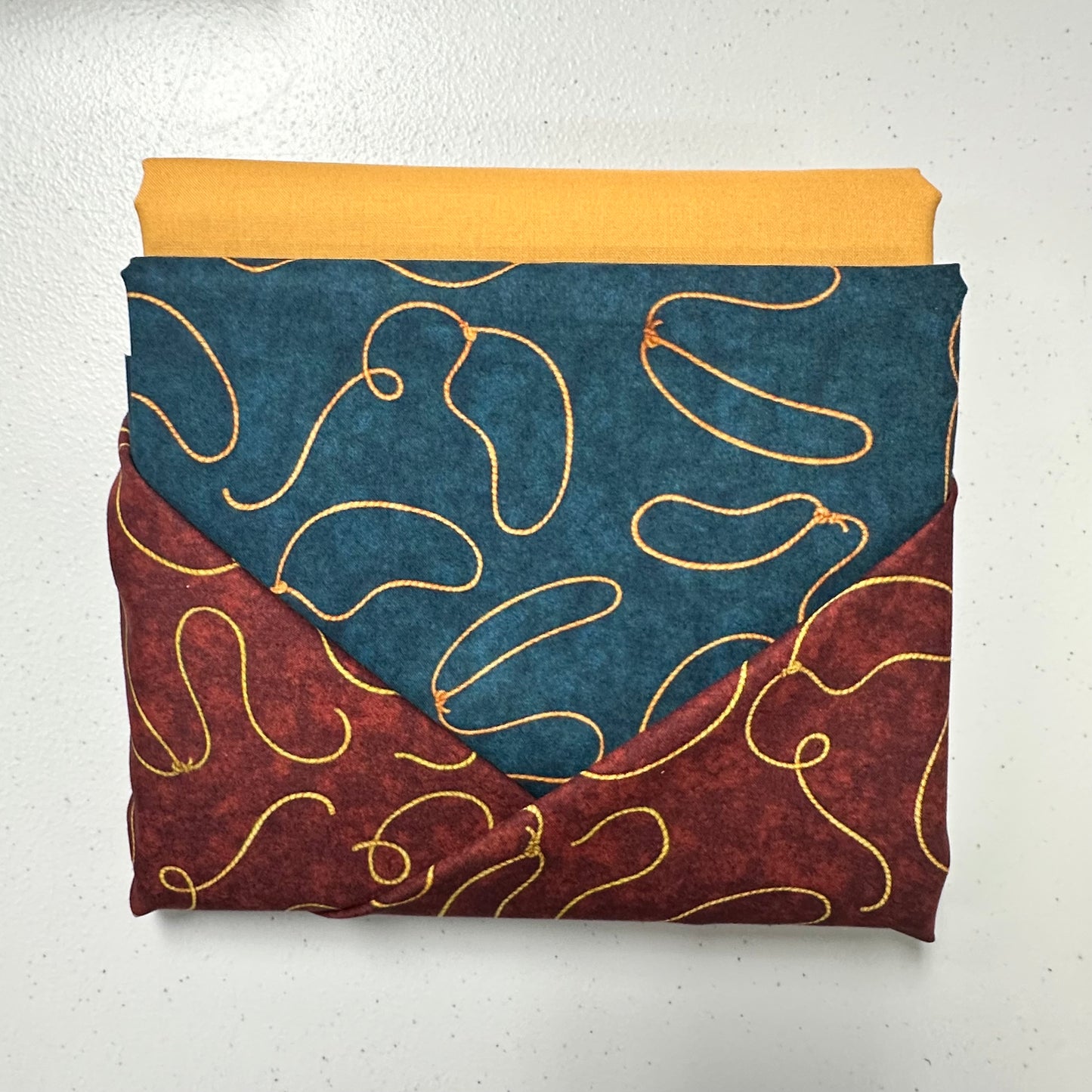 3-Yard-Curated-Bundle Lasso red & blue