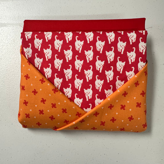 3-Yard-Curated-Bundle Red Cats