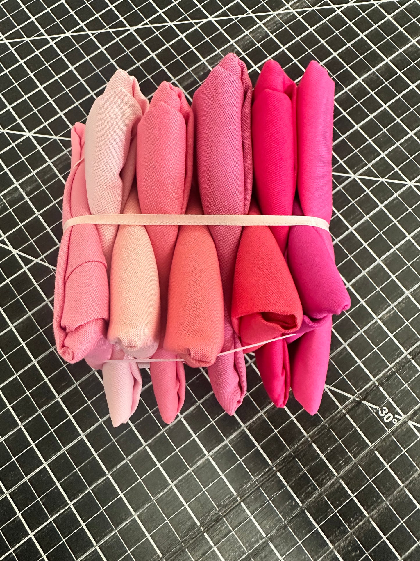 FQ-10 - Confetti Cotton Solids - Pink - Fat Quarter Bundle