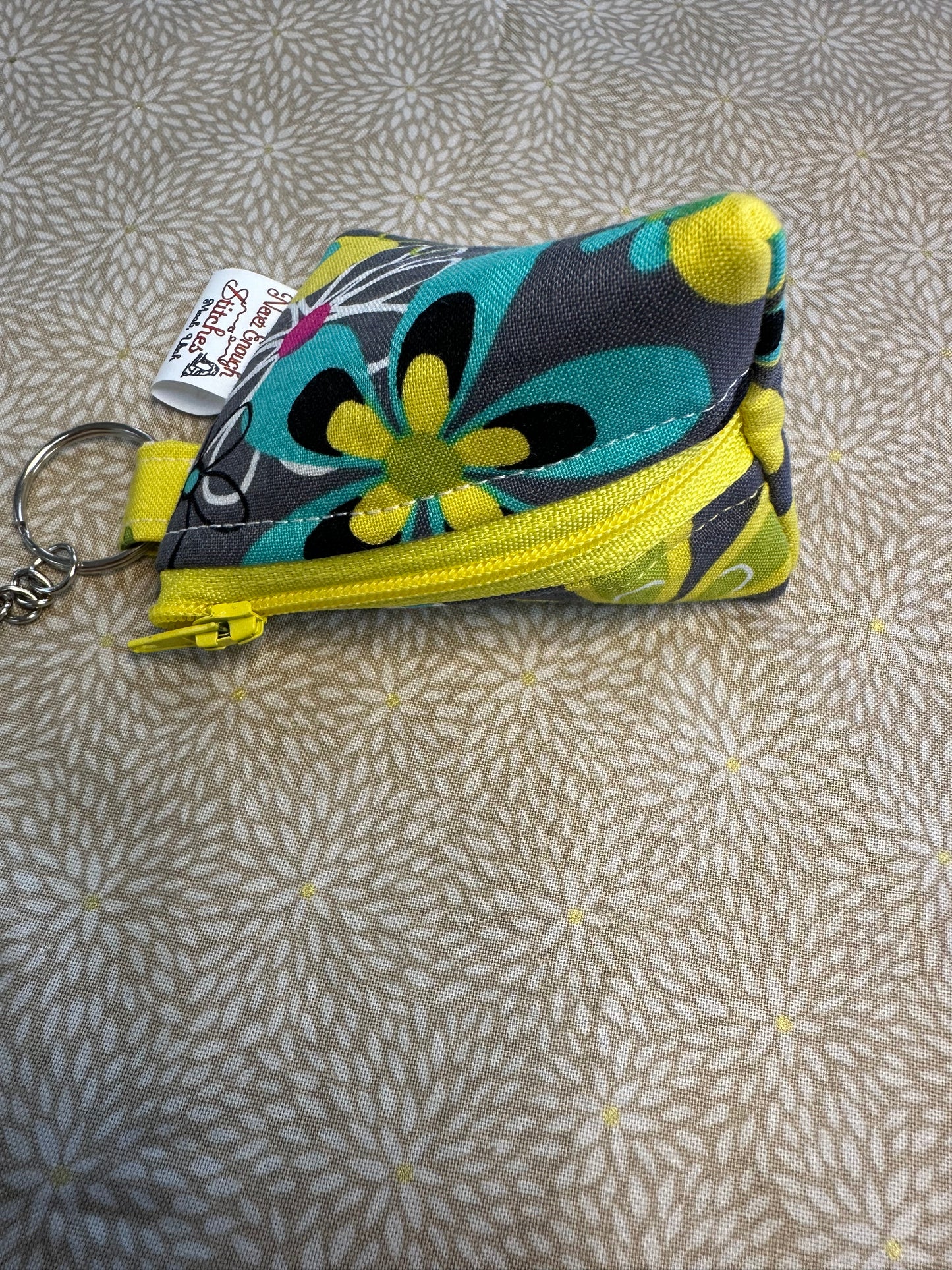 Triangle Zipper Bag TR173