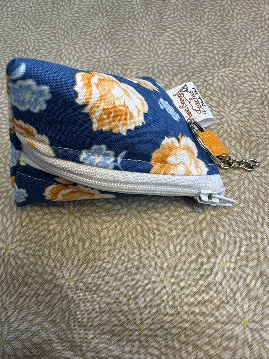 Triangle Zipper Bag TR172