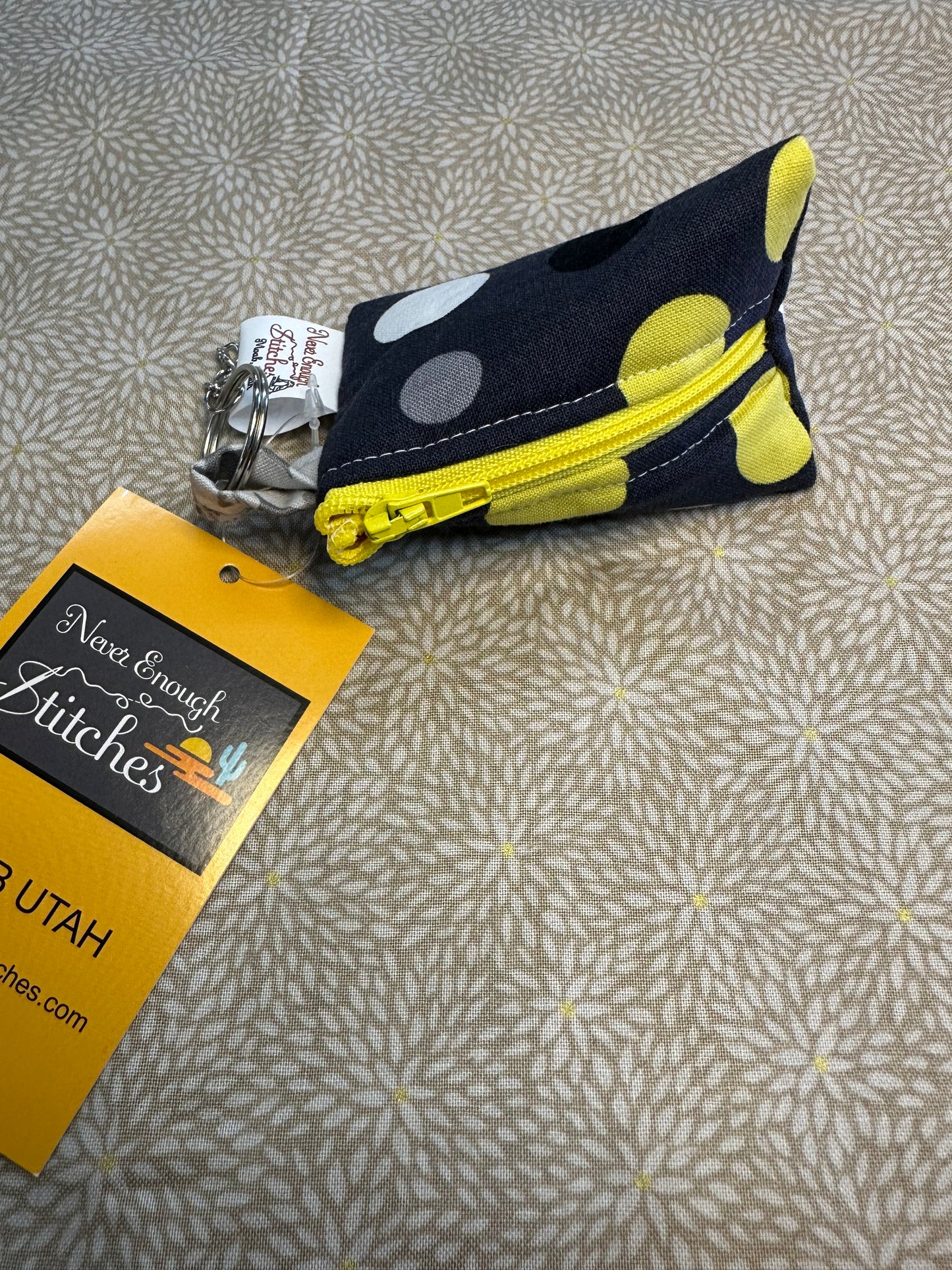 Triangle Zipper Bag TR165