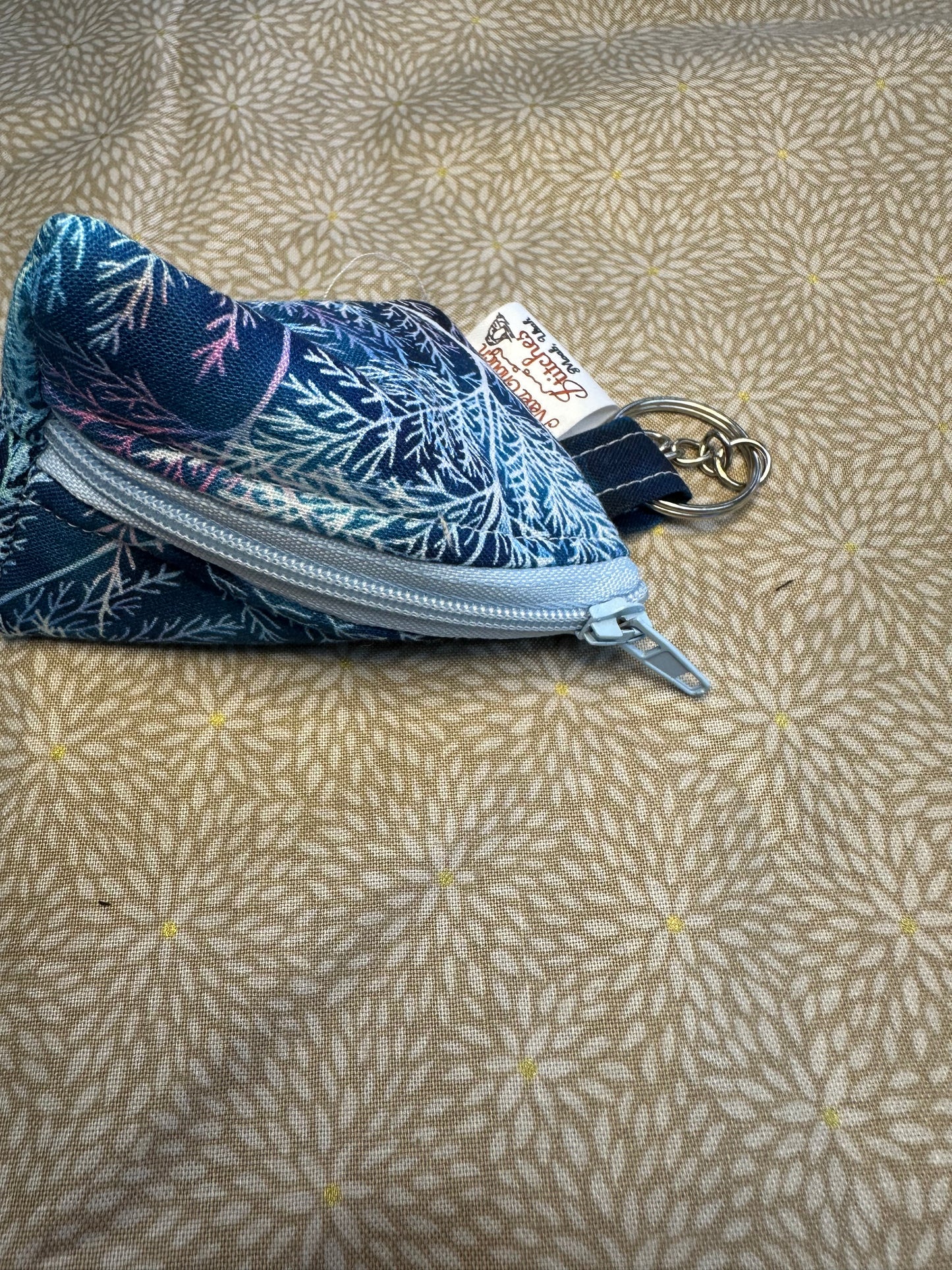 Triangle Zipper Bag TR154