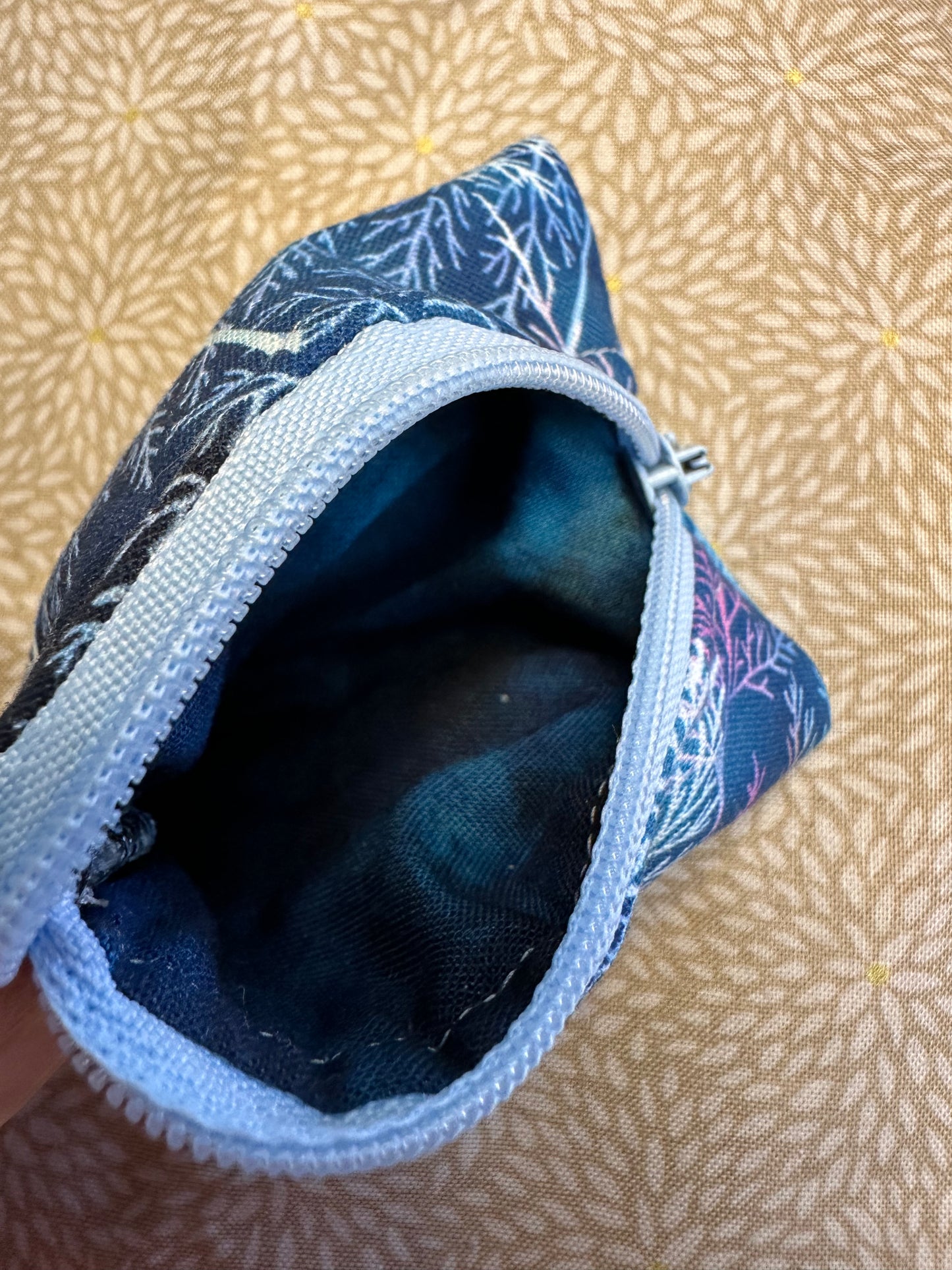 Triangle Zipper Bag TR154