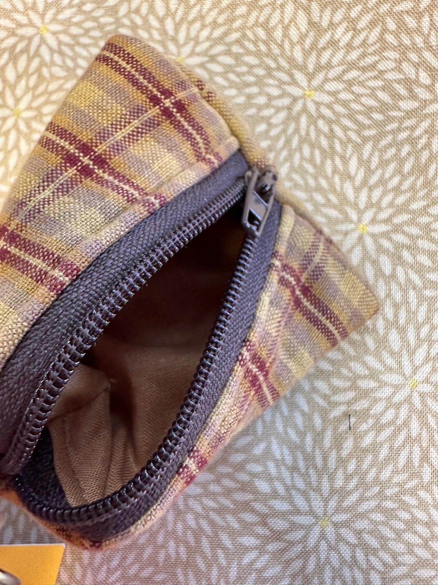 Triangle Zipper Bag TR152