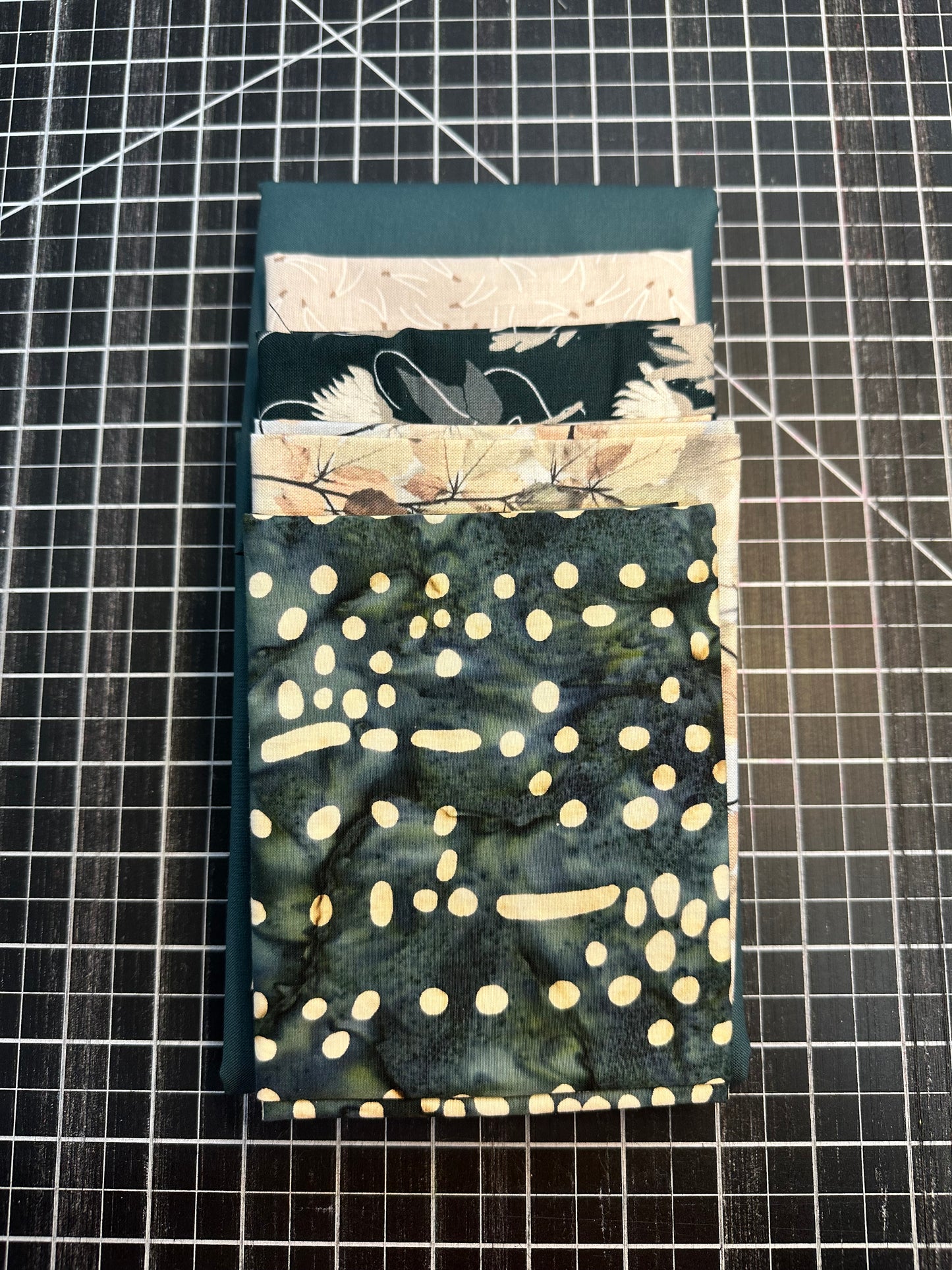 Aztec Table Runner Kit