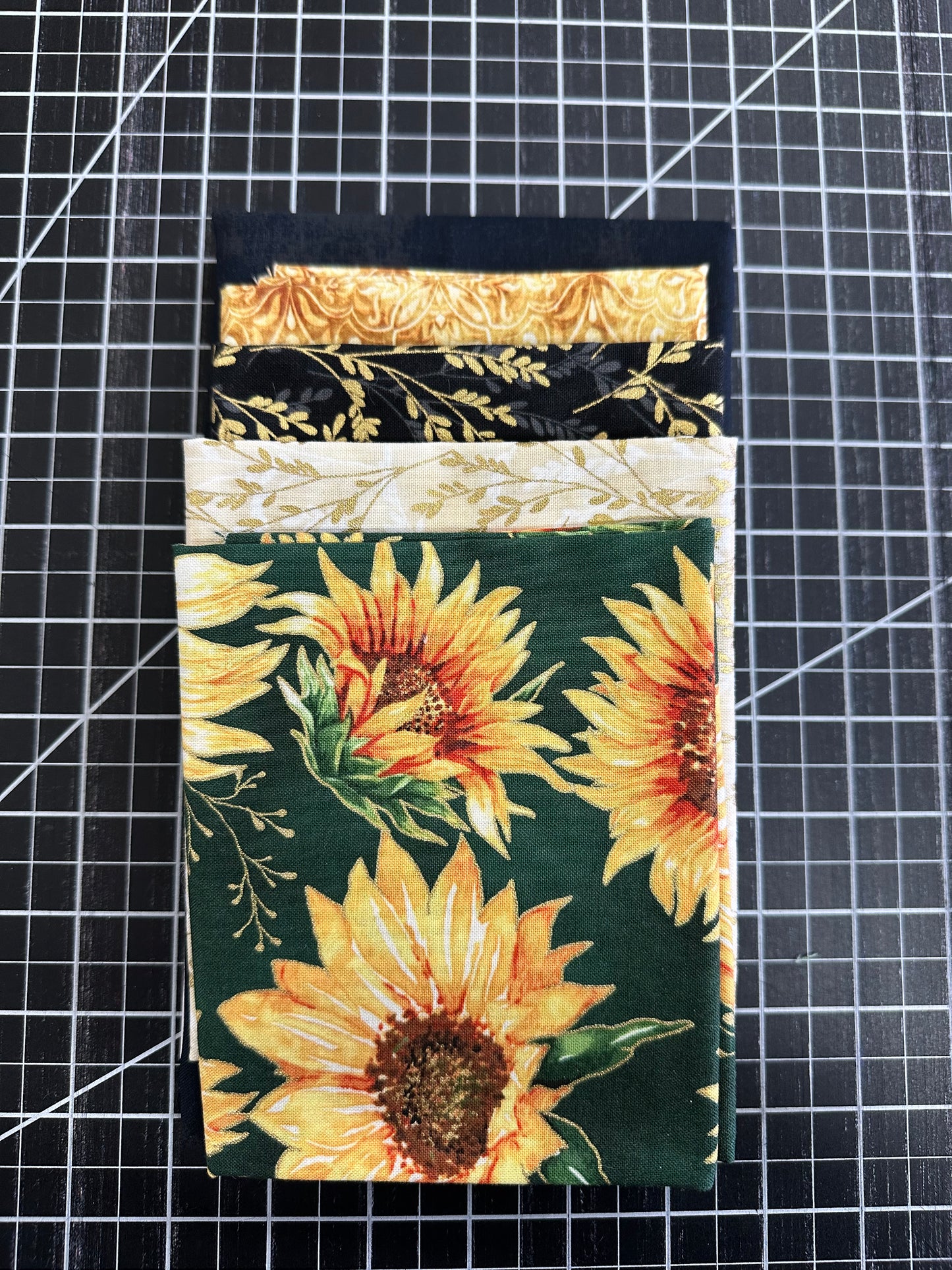 Aztec Table Runner Kit