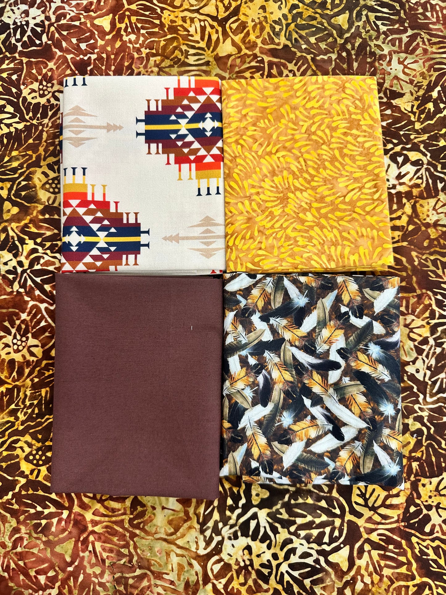Aztec Table Runner Kit AZ310